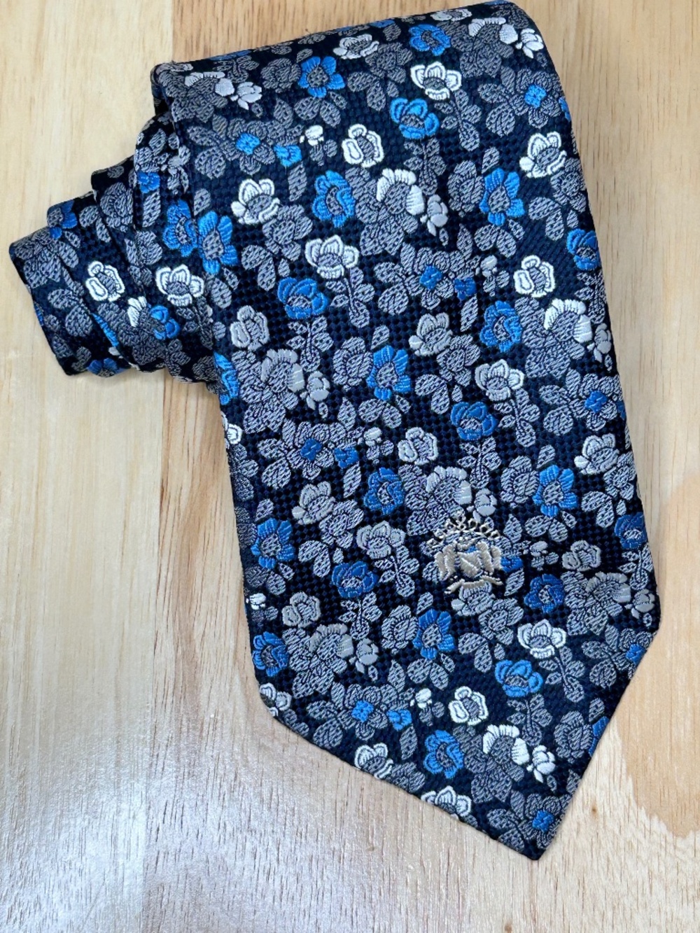 Oleg Cassini Men's Floral Jacquard Embroidered Polyester Tie Black Blue Gray